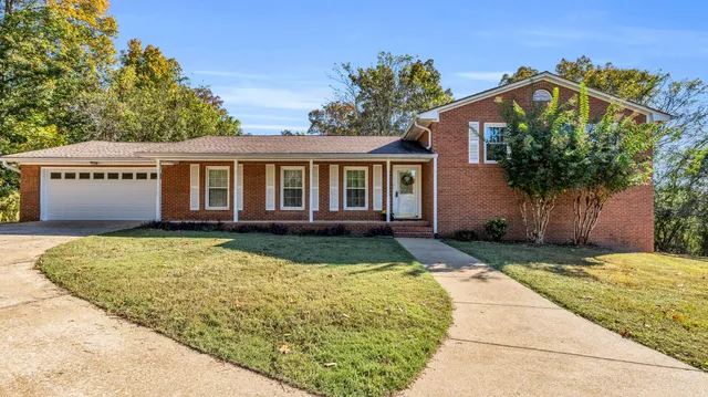 $469,000 | 6442 Bayshore Drive, Harrison, TN 37341