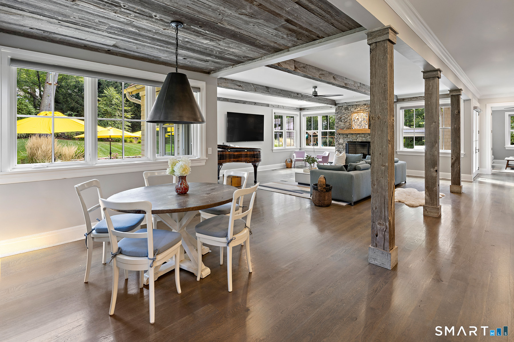 49 Hillspoint Road Westport, CT 06880 - Photo 11 of 40