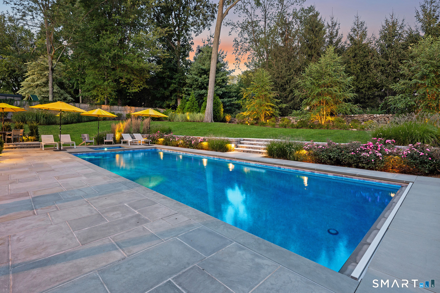 49 Hillspoint Road Westport, CT 06880 - Photo 13 of 40