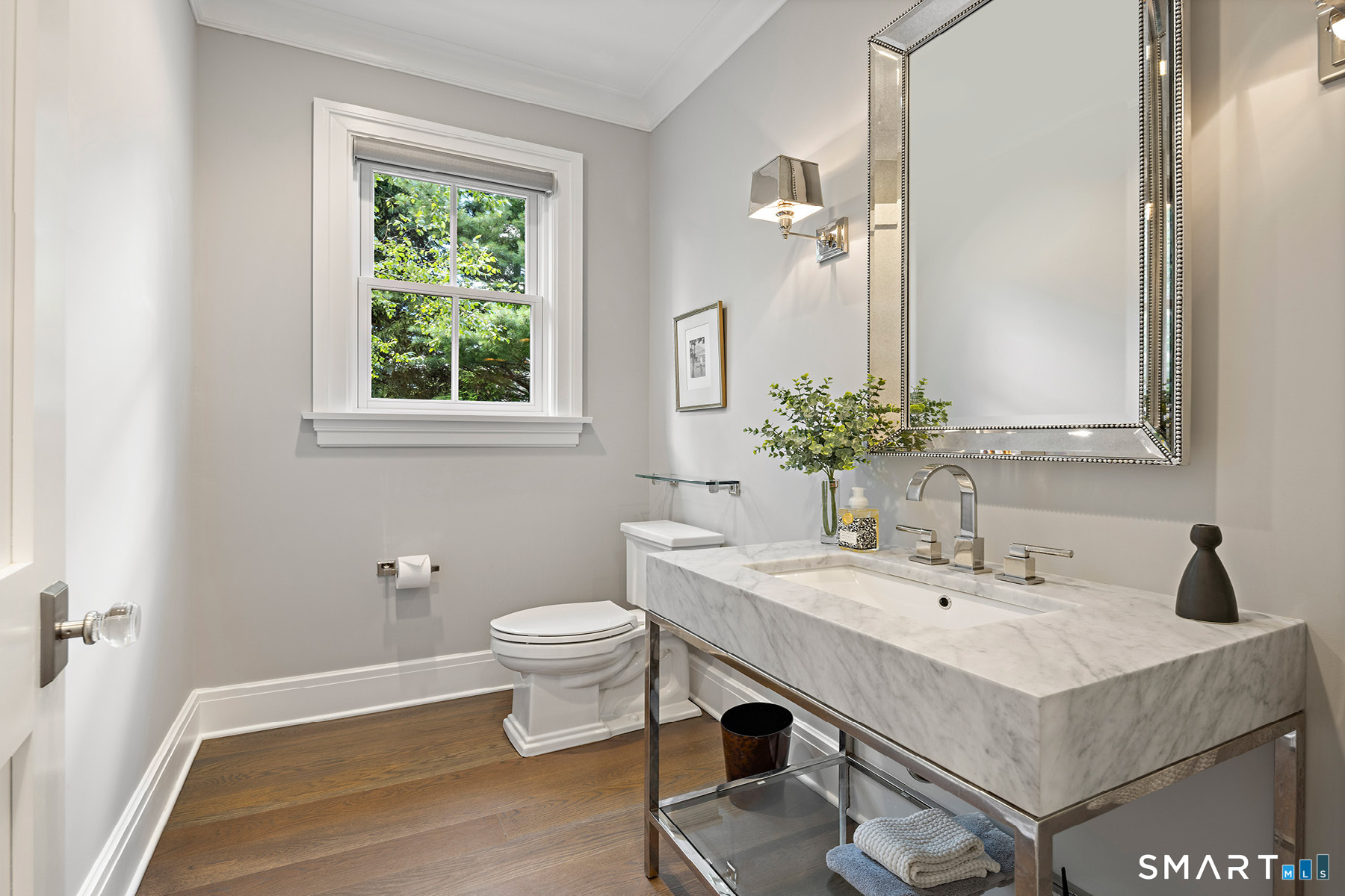 49 Hillspoint Road Westport, CT 06880 - Photo 7 of 40