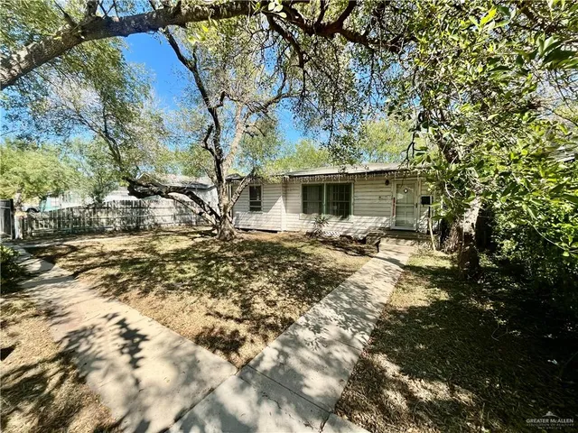 a view of outdoor space yard and patio