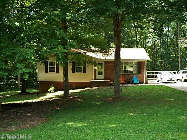 331 Cambridge Road Lexington, NC 27292 - Photo 2 of 15 Exterior Front.