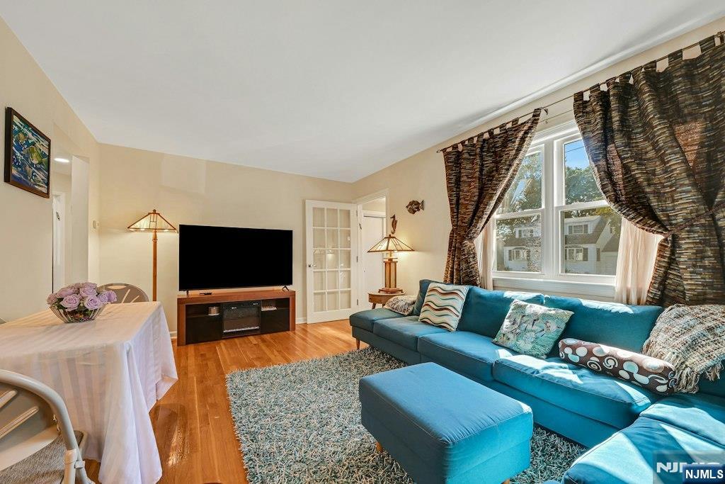 38-59 Taylor Road Fair Lawn, NJ 07410 - Photo 8 of 22 Gallery Image 8
