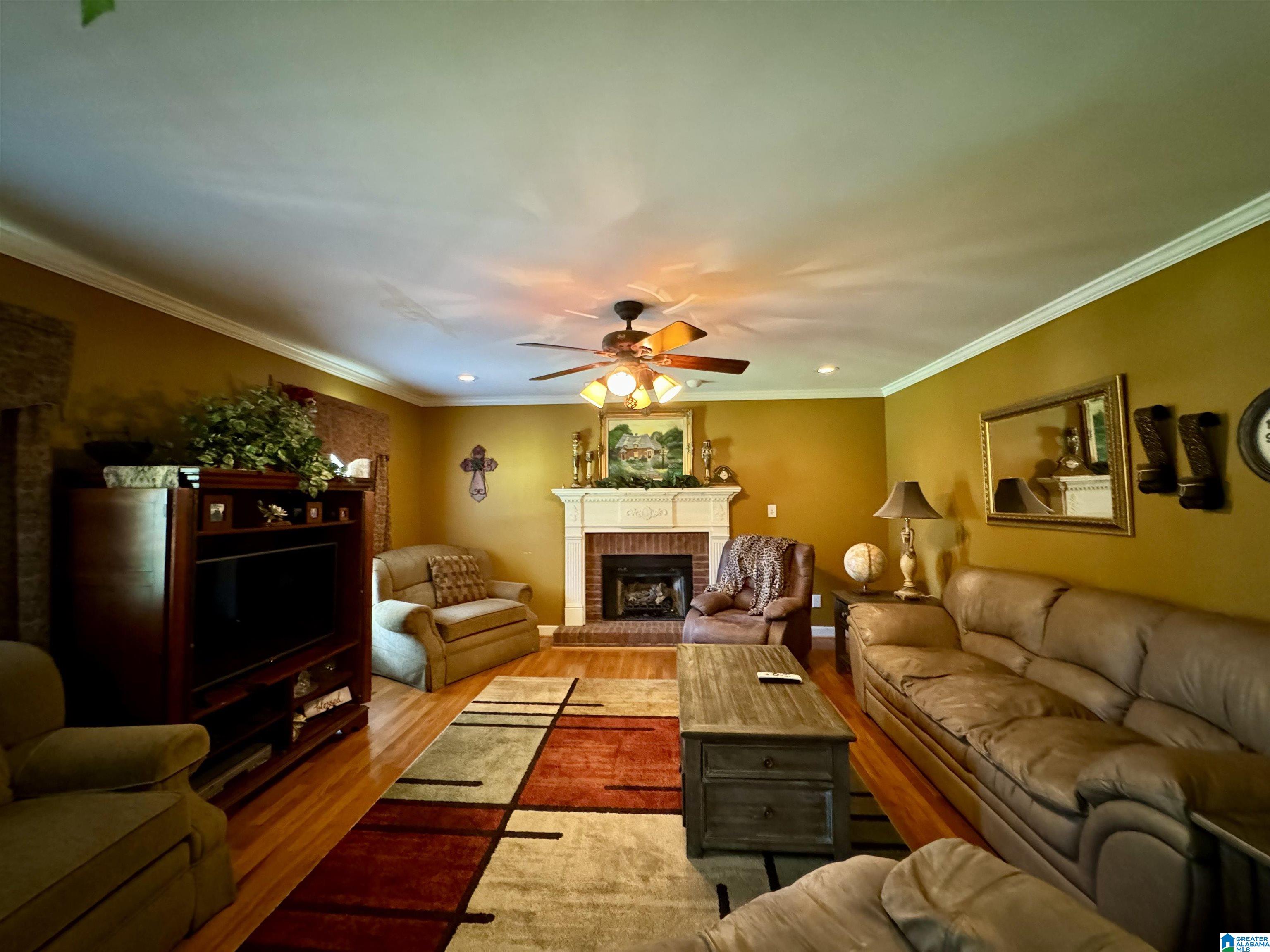 302 Valley View Lane Oneonta, AL 35121 - Photo 4 of 29