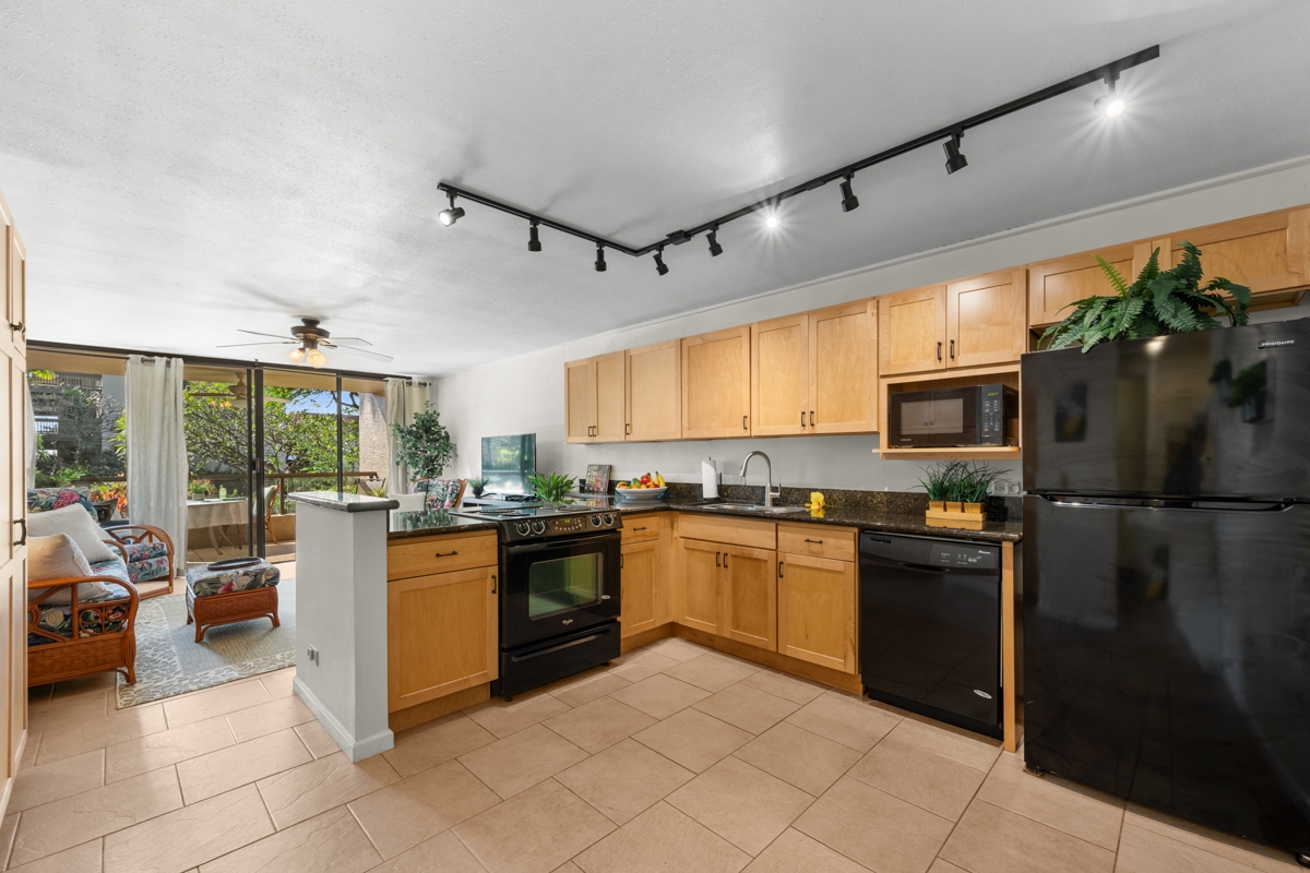 75-5865 Walua Road, Unit C318 Kailua-Kona, HI 96740 - Photo 4 of 28