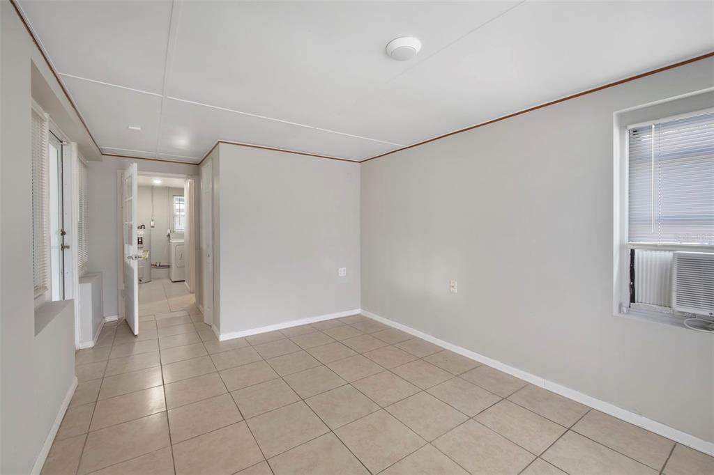 2331 West Oak Street Kissimmee, FL 34741 - Photo 10 of 34 a view of an empty room
