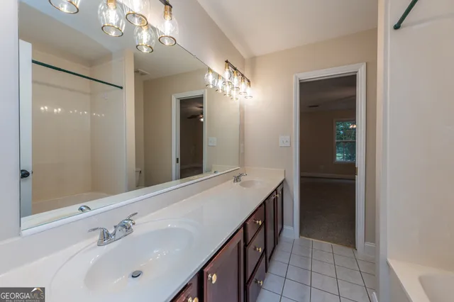 $560,000 | 100 Deerwood Drive, Warner Robins, GA 31088