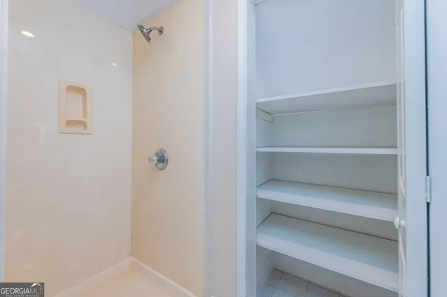 $560,000 | 100 Deerwood Drive, Warner Robins, GA 31088