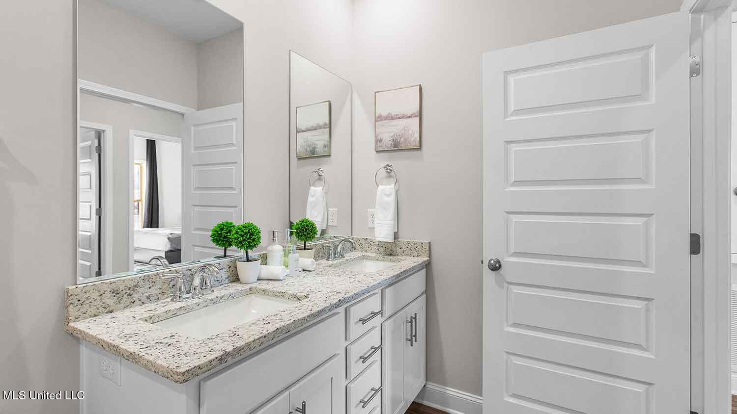 528 Vista Pointe Drive Pearl, MS 39208 - Photo 17 of 28 205_Serinity_Lake-22