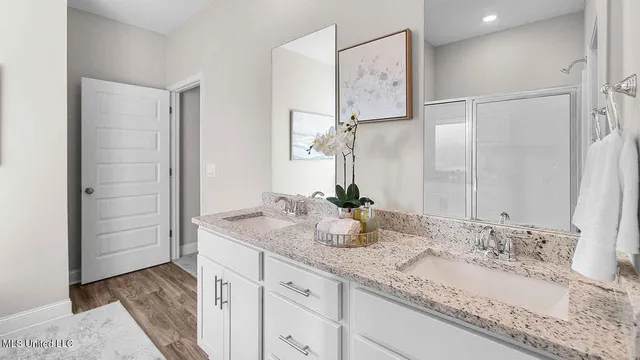 $329,400 | 528 Vista Pointe Drive, Pearl, MS 39208