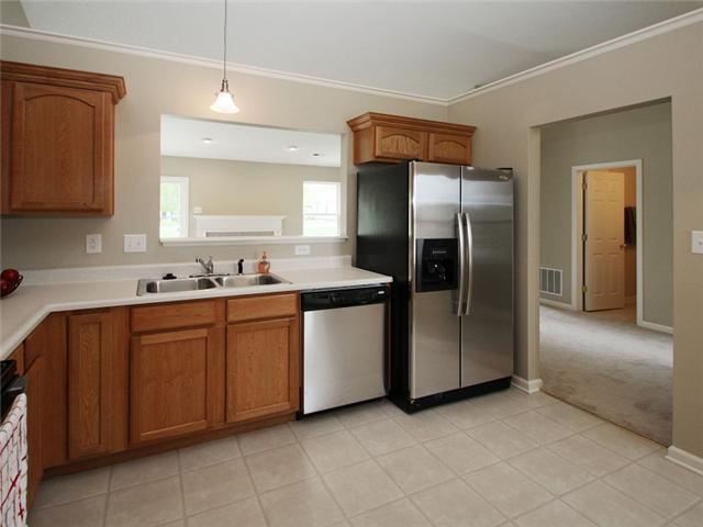 10964 Muddy River Road Indianapolis, IN 46234 - Photo 4 of 12 Gallery Image 4