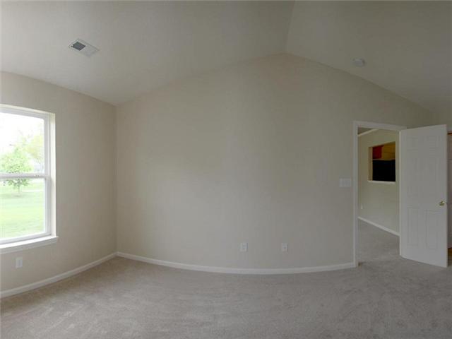 10964 Muddy River Road Indianapolis, IN 46234 - Photo 9 of 12 Gallery Image 9