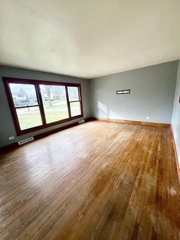 $355,000 | 644 Cedar Lane, Bartlett, IL 60103