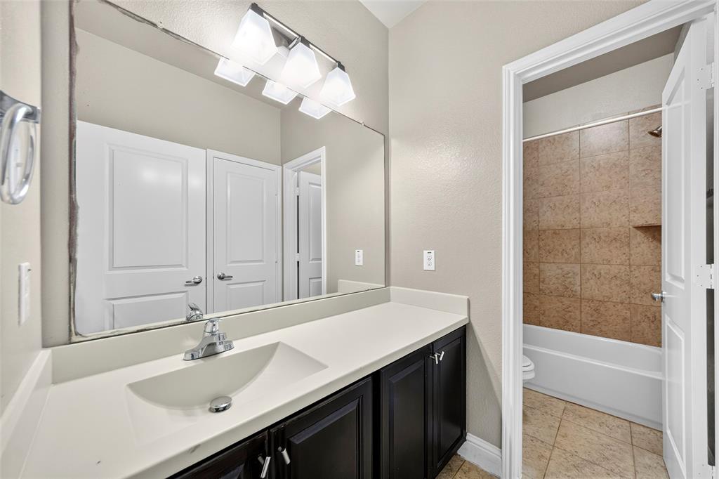 8607 Calvin Road Irving, TX 75063 - Photo 24 of 39 Bathroom