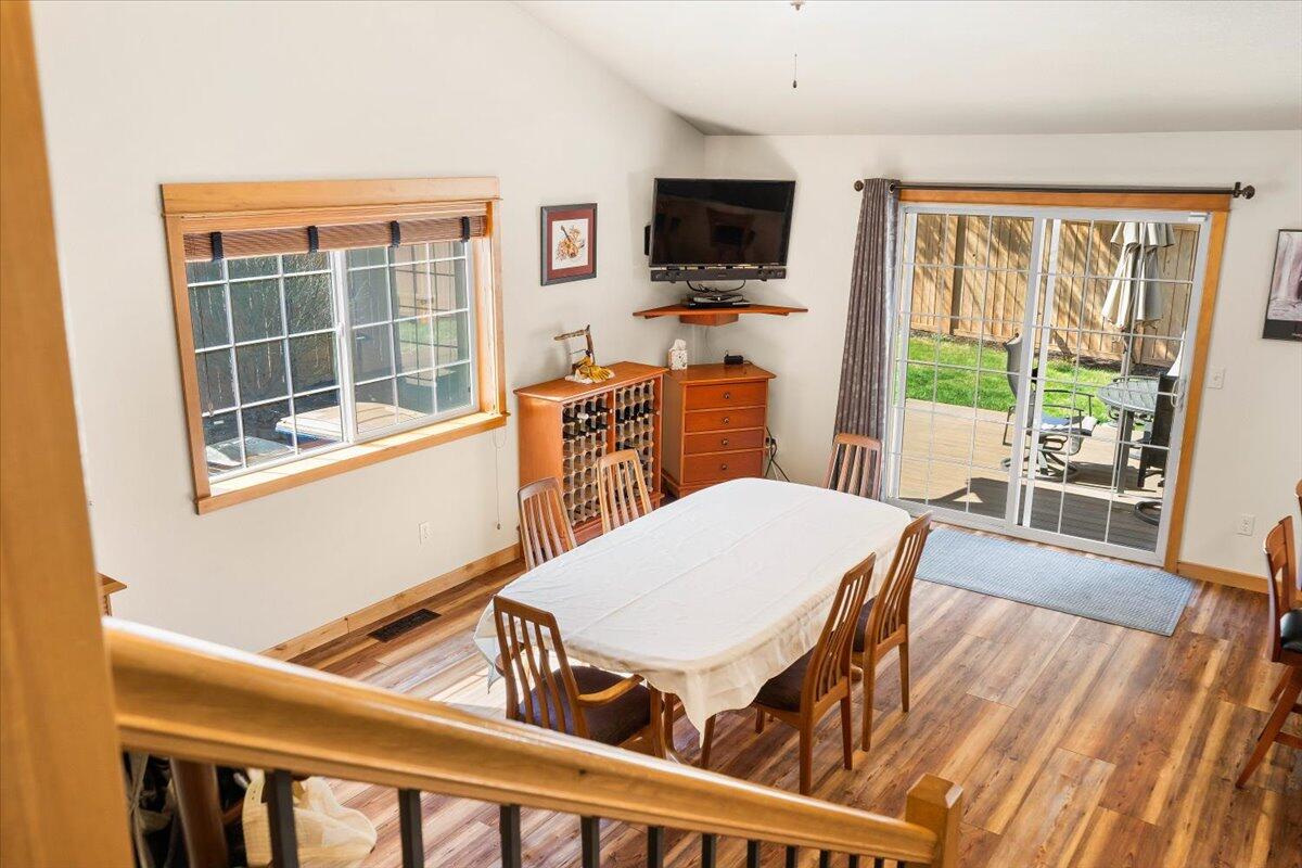 61213 Ridgewater Loop Bend, OR 97702 - Photo 49 of 60 45-Dining Area