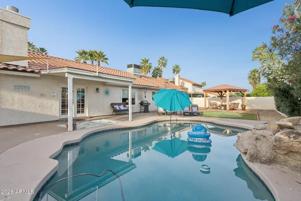 a view of outdoor space