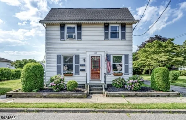 $1,600 | 610 Corliss Avenue, Unit 2, Phillipsburg, NJ 08865