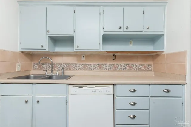 $1,700 | 802 Rue Max Street, Pensacola, FL 32507