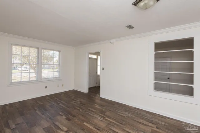 $1,700 | 802 Rue Max Street, Pensacola, FL 32507