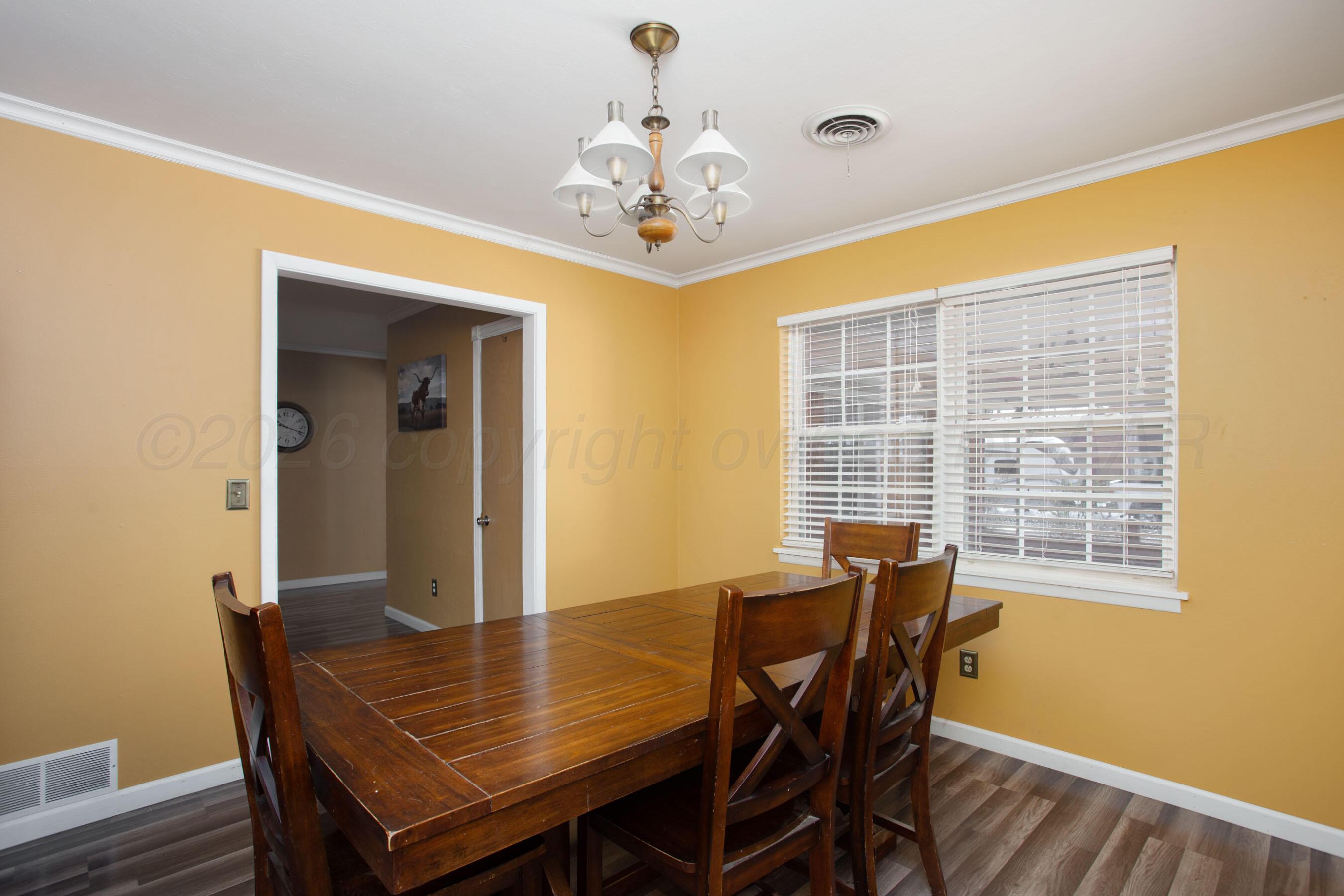 6204 Jameson Road Amarillo, TX 79106 - Photo 8 of 33 Dining