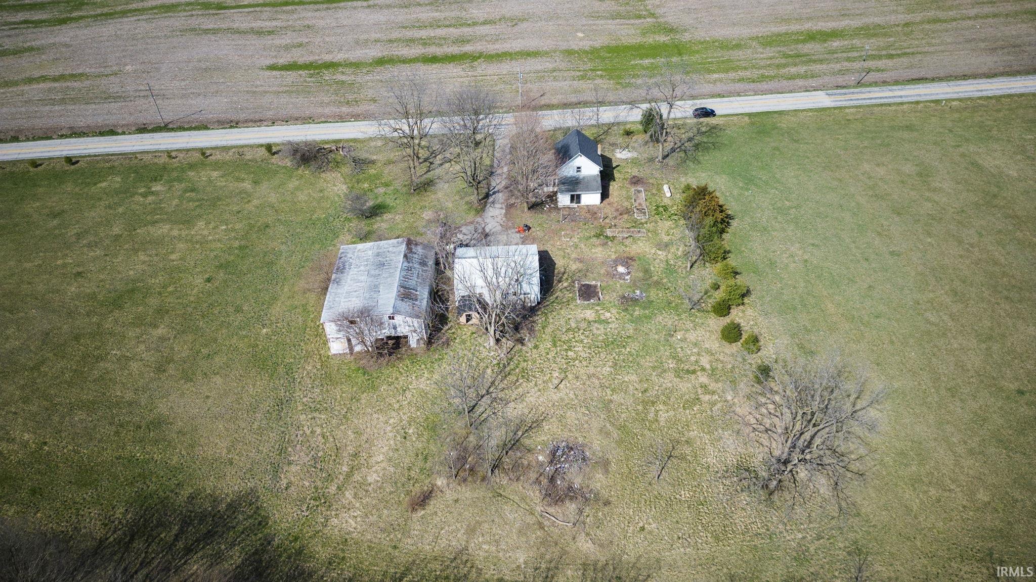 5864 South Packerton Road Warsaw, IN 46580 - Photo 11 of 13 Gallery Image 11