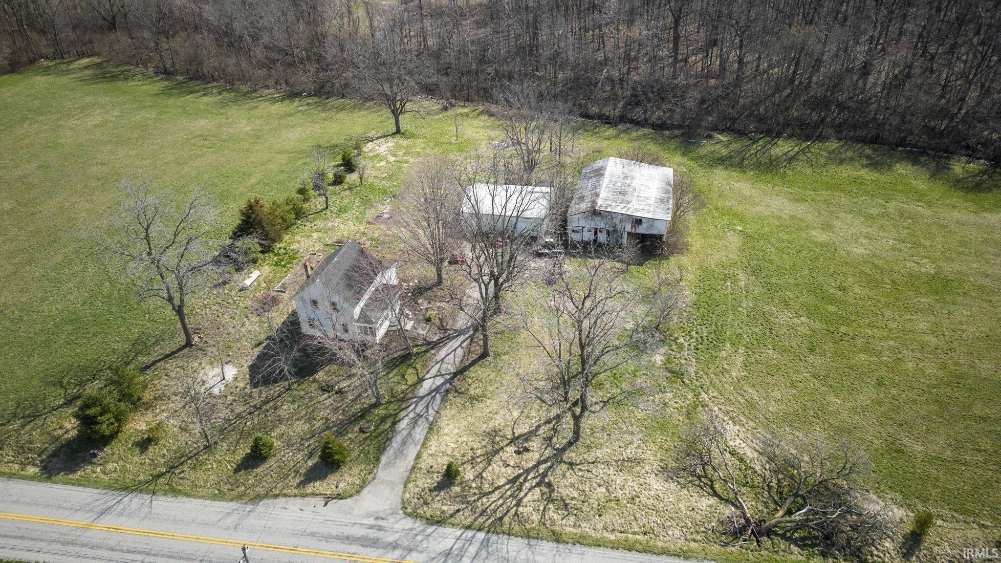5864 South Packerton Road Warsaw, IN 46580 - Photo 3 of 13 Gallery Image 3