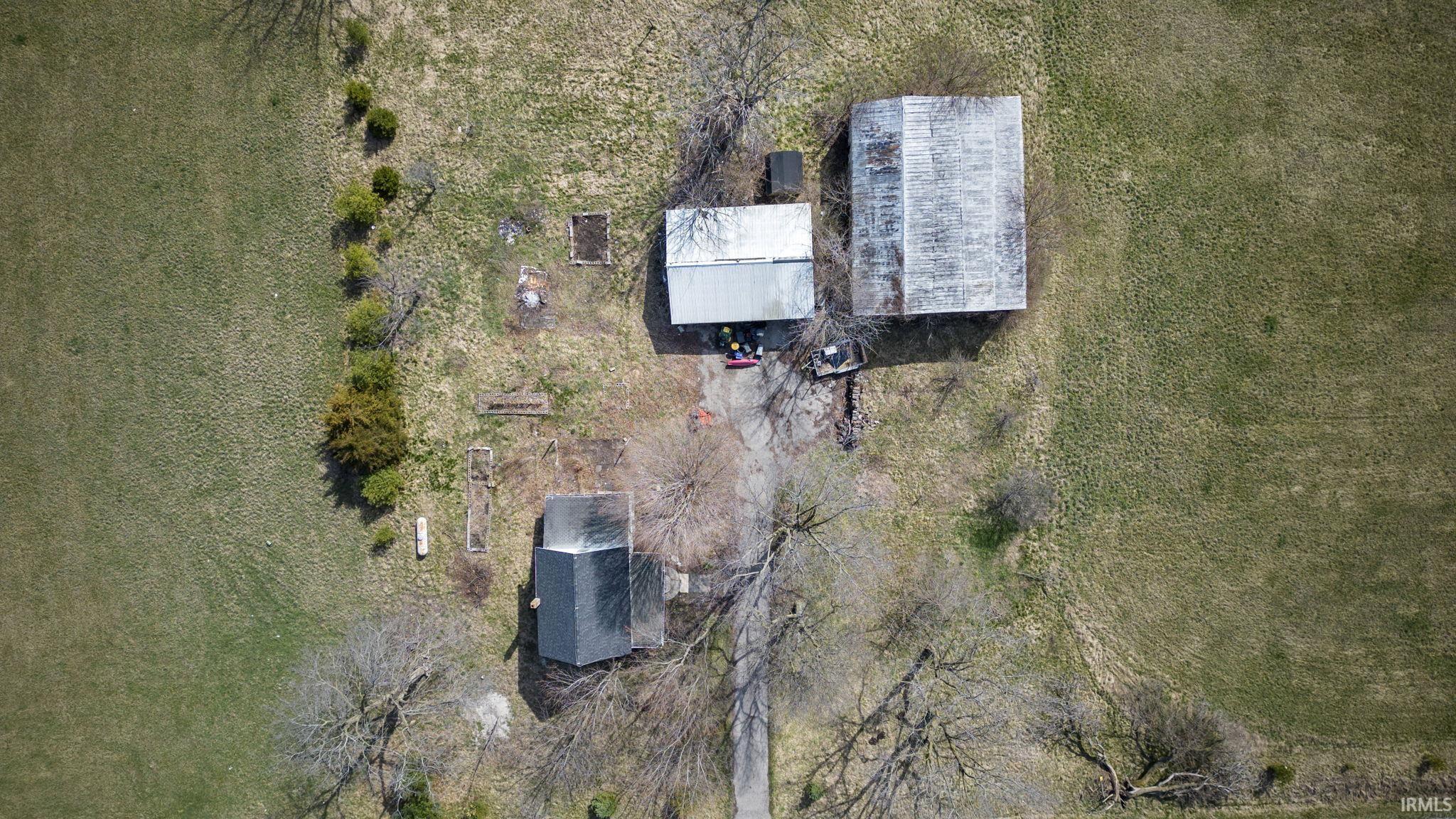 5864 South Packerton Road Warsaw, IN 46580 - Photo 9 of 13 Gallery Image 9