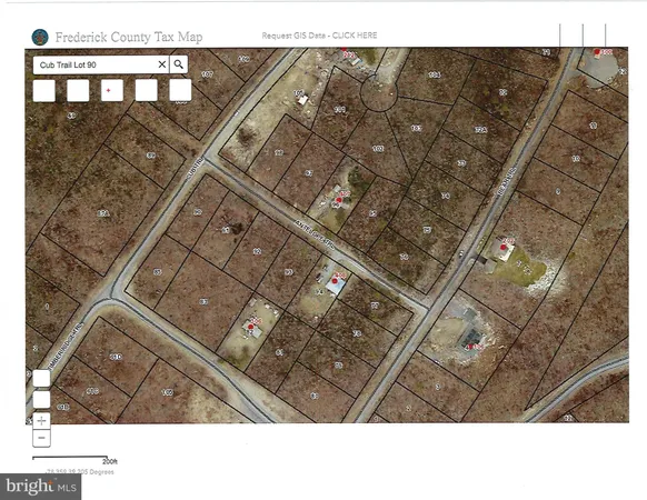 a black and white photo of a city