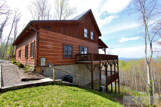 1071 Nettles Ridge Road Banner Elk, NC 28604 - Photo 9 of 22 Gallery Image 9