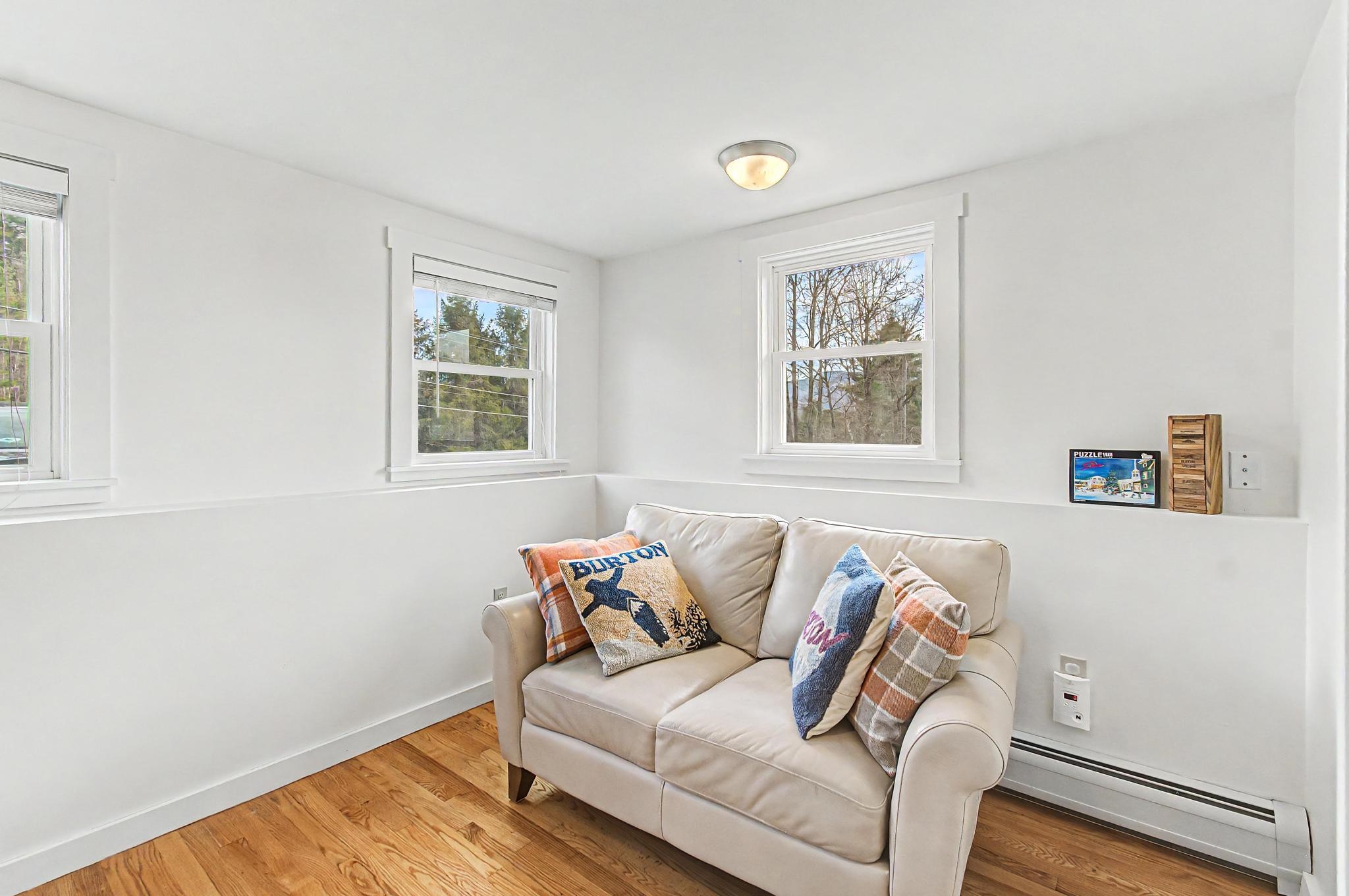 1061 Weeks Hill Road Stowe, VT 05672 - Photo 4 of 56