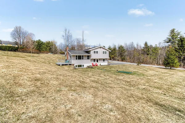 $750,000 | 1061 Weeks Hill Road, Stowe, VT 05672
