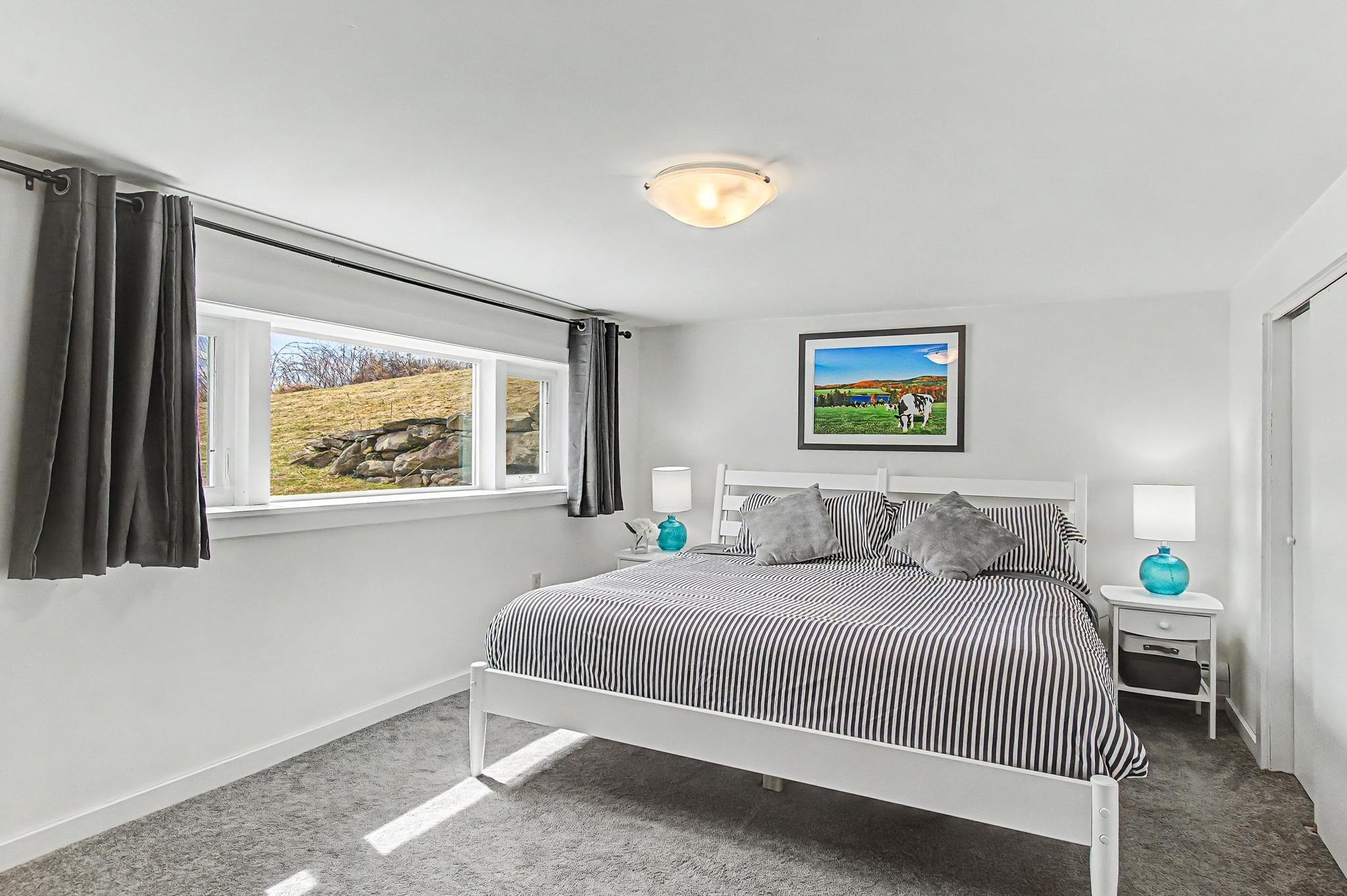 1061 Weeks Hill Road Stowe, VT 05672 - Photo 8 of 56