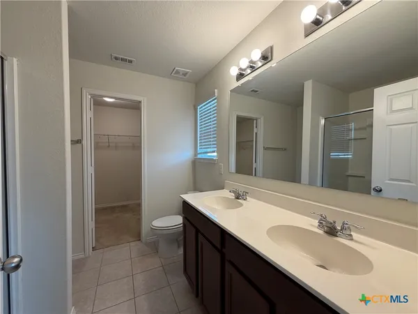 $2,100 | 323 Mistflower, New Braunfels, TX 78130