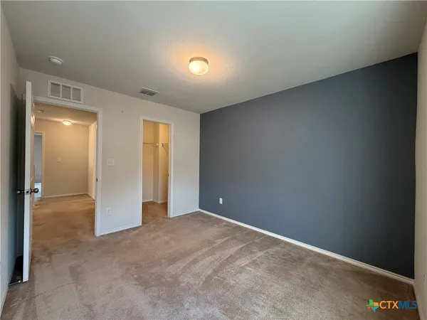 $2,100 | 323 Mistflower, New Braunfels, TX 78130