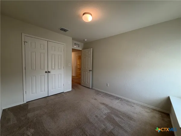 $2,100 | 323 Mistflower, New Braunfels, TX 78130