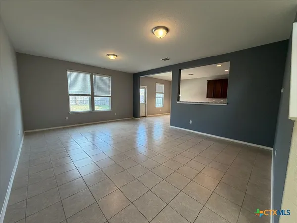 $2,000 | 323 Mistflower, New Braunfels, TX 78130