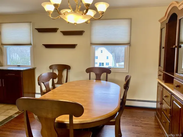 $3,200 | 23 Grossman Street, Melville, NY 11747