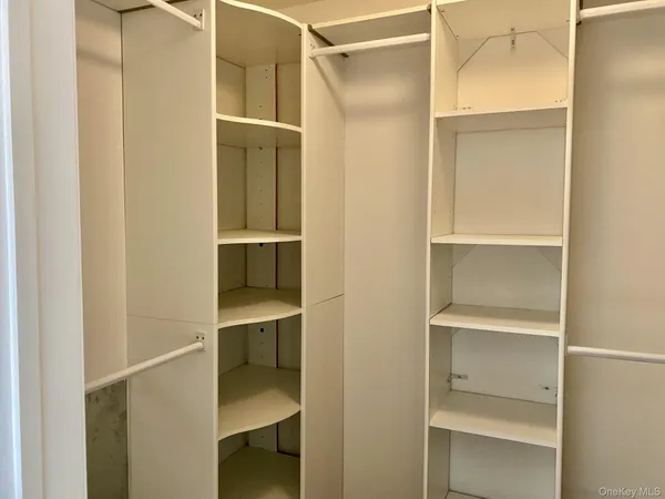 $3,200 | 23 Grossman Street, Melville, NY 11747