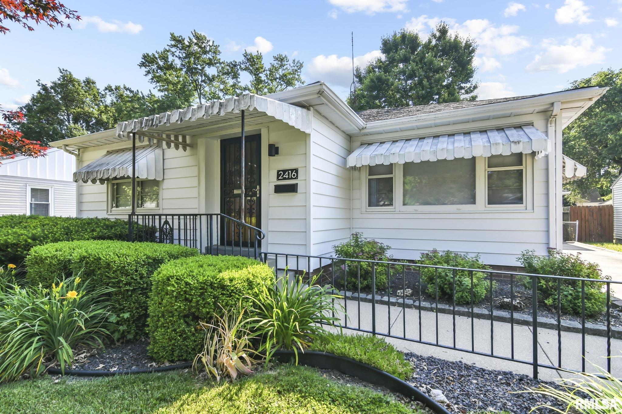 2416 South Whittier Avenue Springfield, IL 62704 - Photo 1 of 33