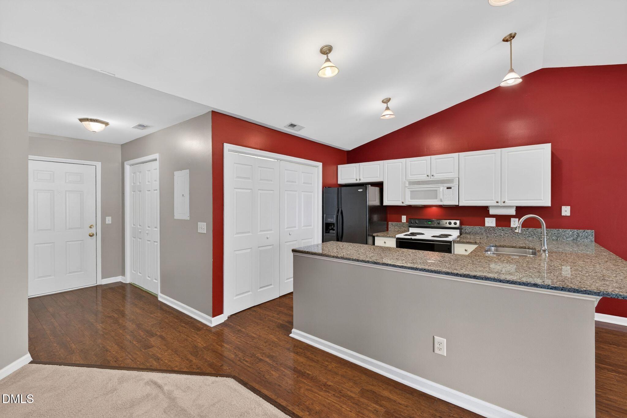 4222 Wellington Ridge Loop Cary, NC 27518 - Photo 18 of 44 35_DSC04788