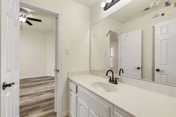 $3,750 | 3713 Caruth Lane, Frisco, TX 75034