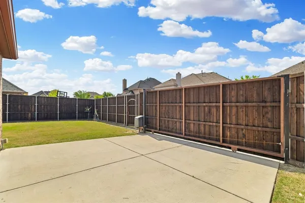 $3,750 | 3713 Caruth Lane, Frisco, TX 75034