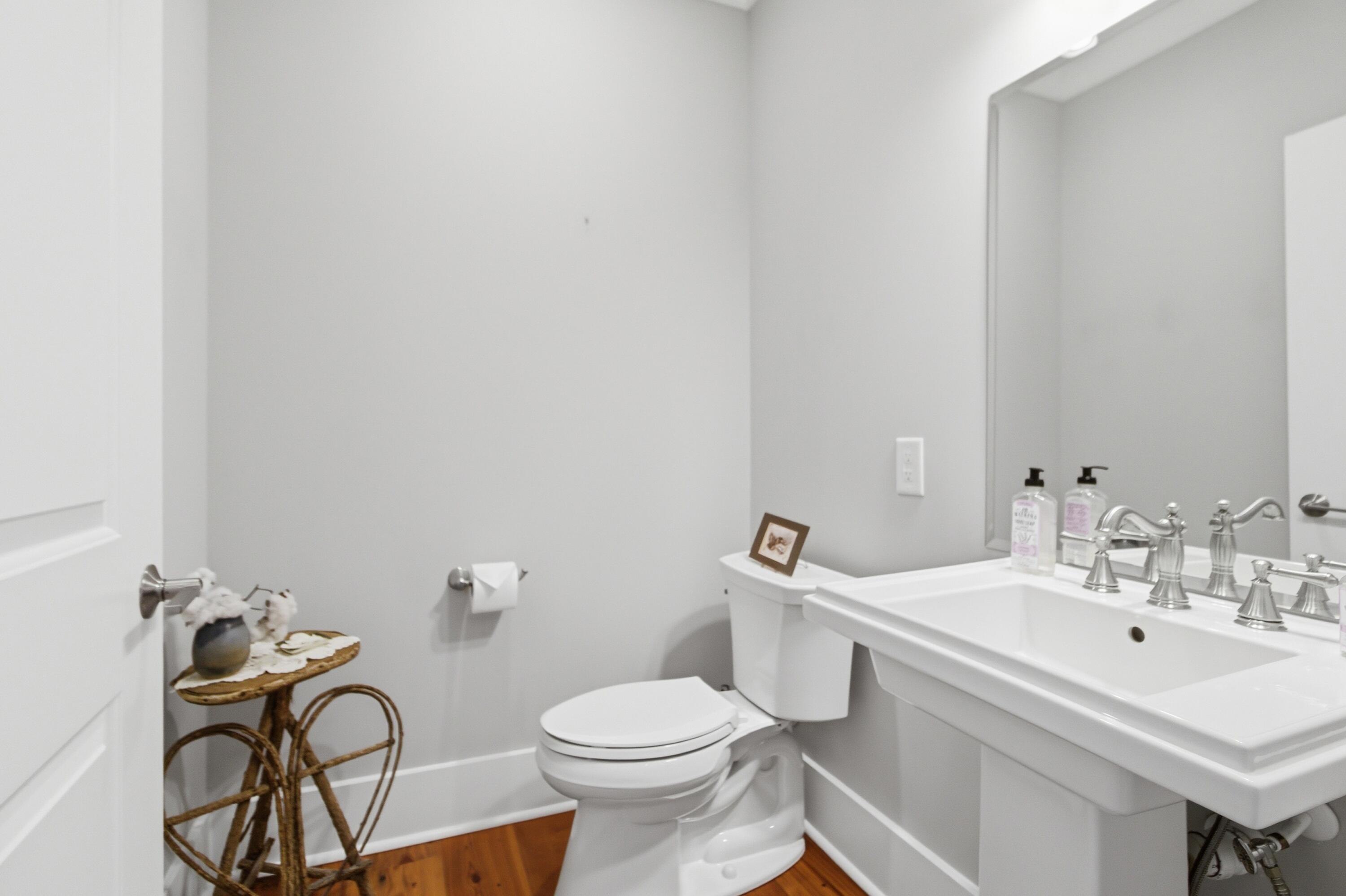 155 Wingo Way, Unit 443 Mount Pleasant, SC 29464 - Photo 10 of 47 Gallery Image 10