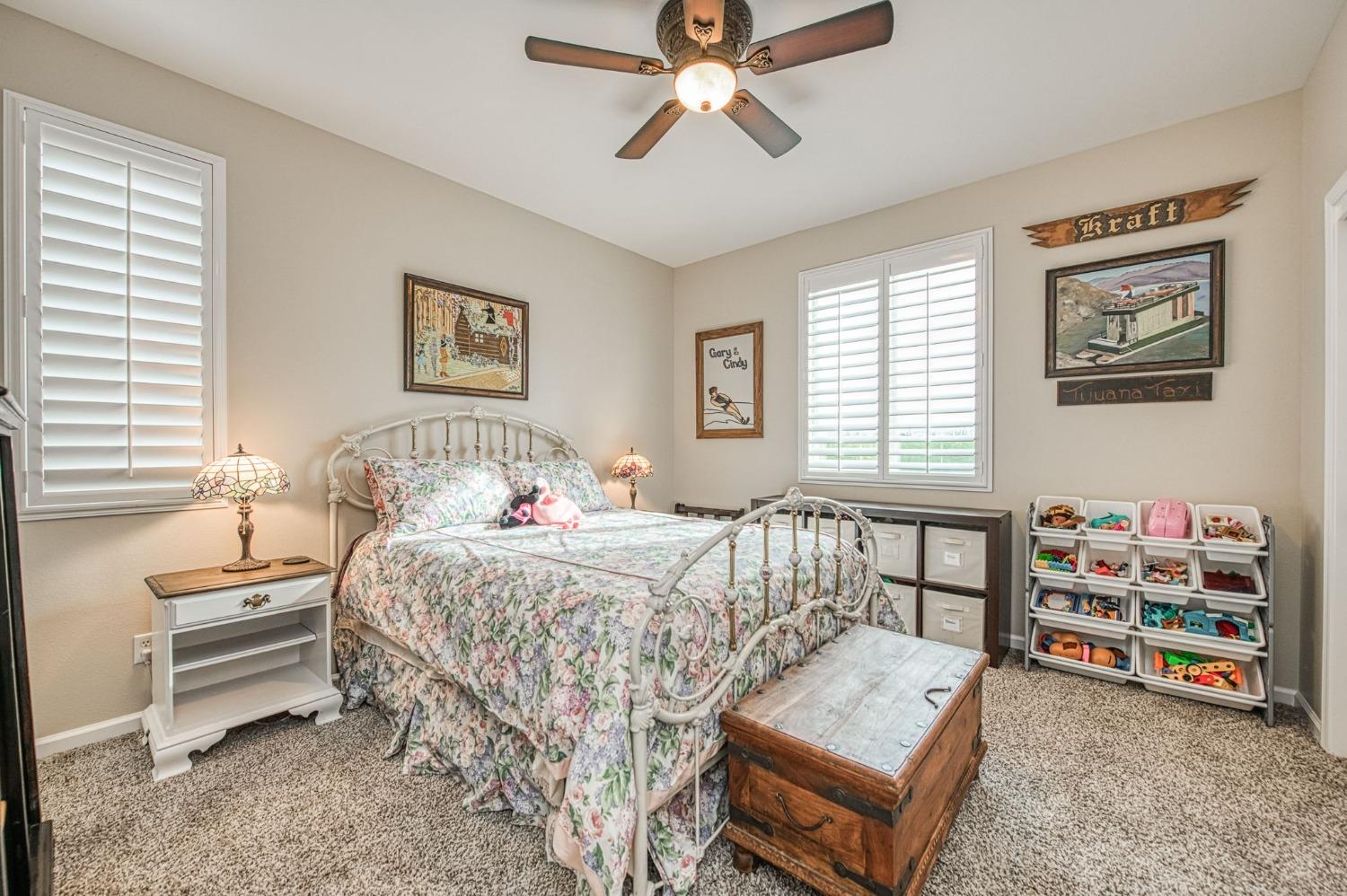 4626 North Arrow Ridge Way Clovis, CA 93619 - Photo 34 of 79 Upstairs bedroom