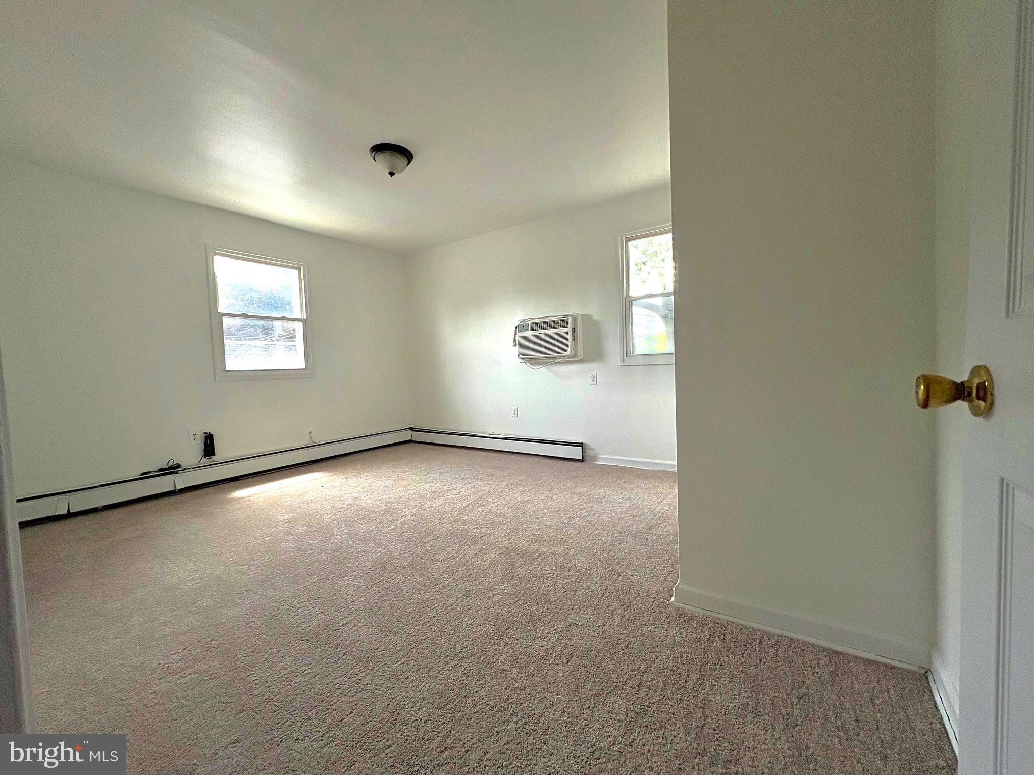 7816 Frontenac Street, Unit 1 Philadelphia, PA 19111 - Photo 9 of 11