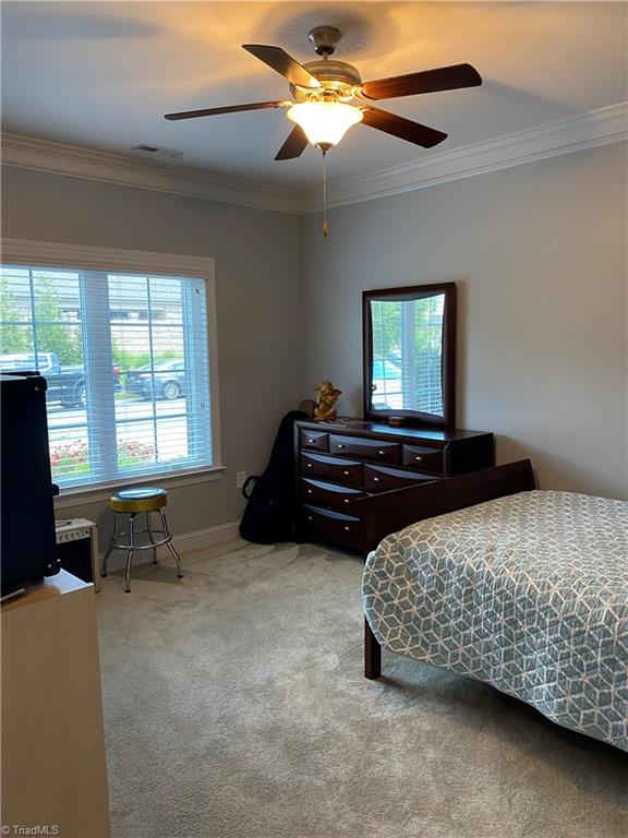 662 Nikyle Circle High Point, NC 27265 - Photo 4 of 33 Gallery Image 4