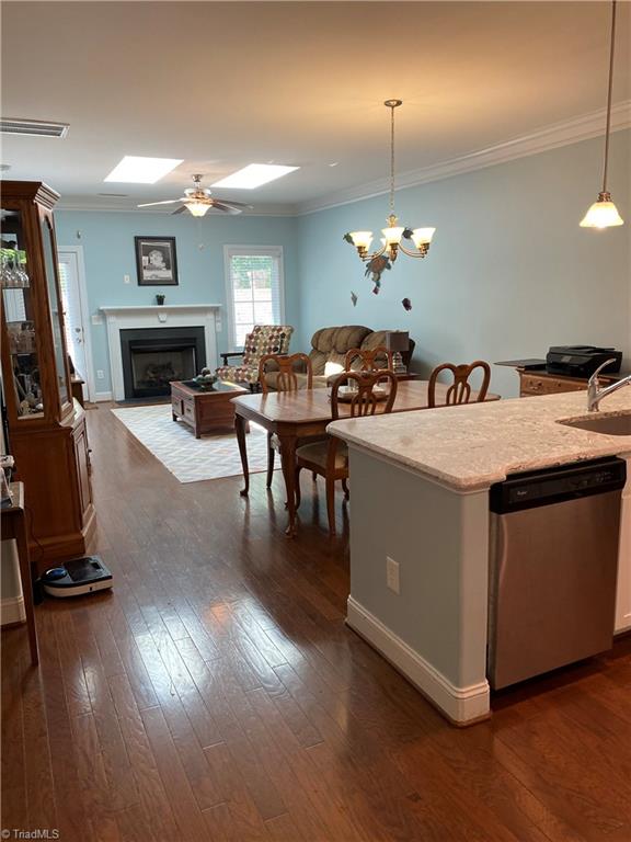662 Nikyle Circle High Point, NC 27265 - Photo 9 of 33 Gallery Image 9