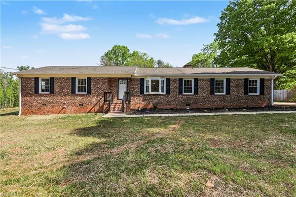 $339,900 | 2314 Bonnie Lane, Summerfield, NC 27358