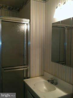 2490 Sun Valley Circle, Unit 8 Silver Spring, MD 20906 - Photo 13 of 15 Bath Master