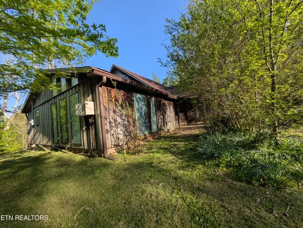 $89,900 | 5490 Old Paris Murray Road, Paris, TN 38242